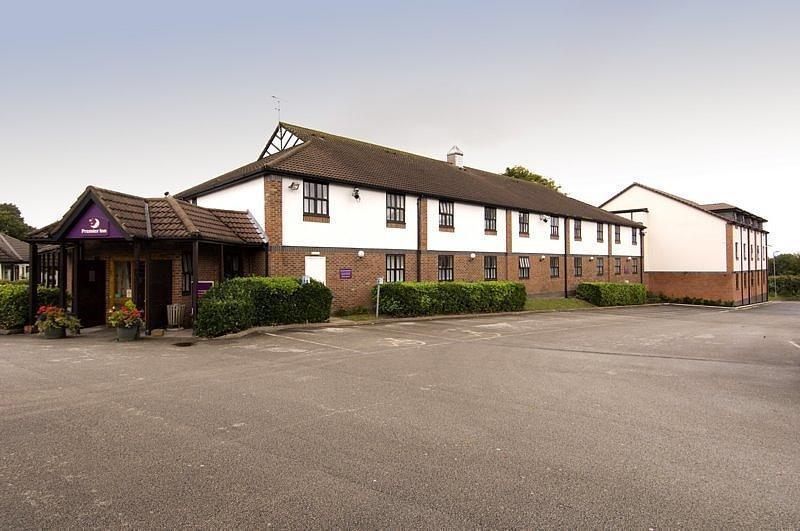 Premier Inn Wirral - Heswall Exterior foto